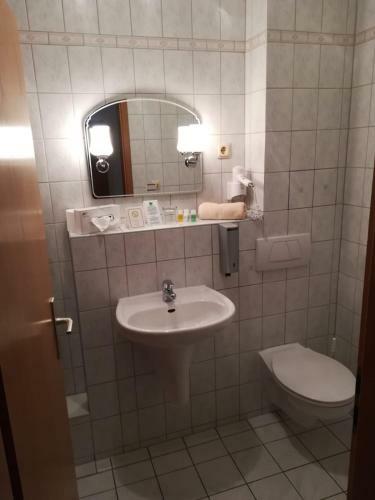 Bed & Breakfast Kyffh�userhotel "goldene Aue"