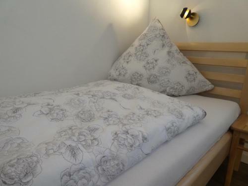 Apartamento Haus Am Kurpark "ferienwohnung Stra�er"