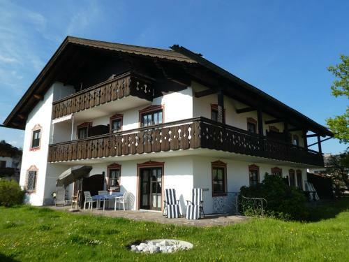 Apartamento Haus Am Kurpark "ferienwohnung Stra�er"
