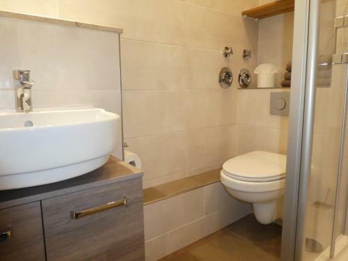 Apartamento Haus Am Kurpark "ferienwohnung Stra�er"