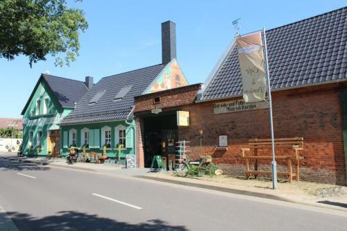 Hostal Heinrich's Pension & Cafe-wirtschaft