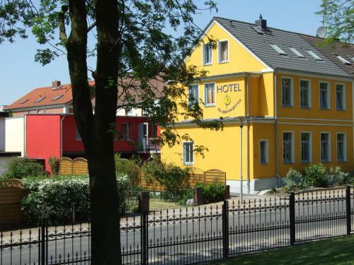 Hostal Hotel Am Weinbergschloss