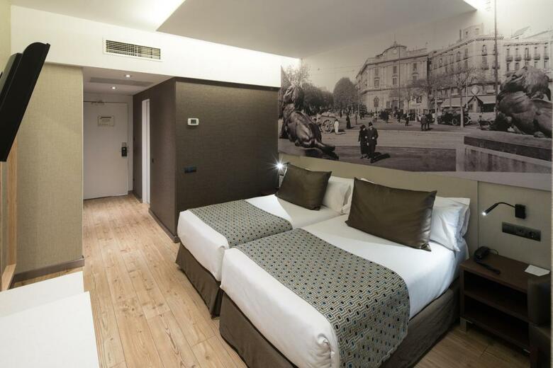 Hotel Catalonia Born
