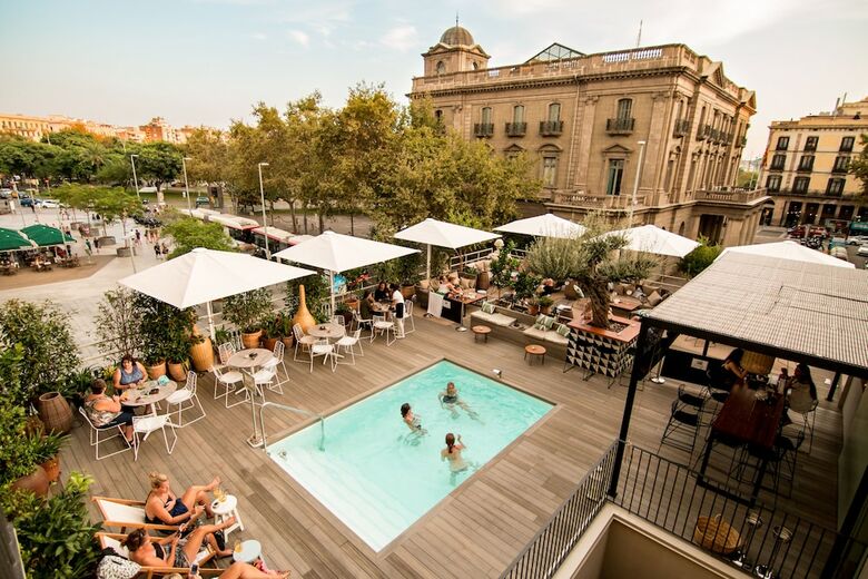 Hotel Oasis