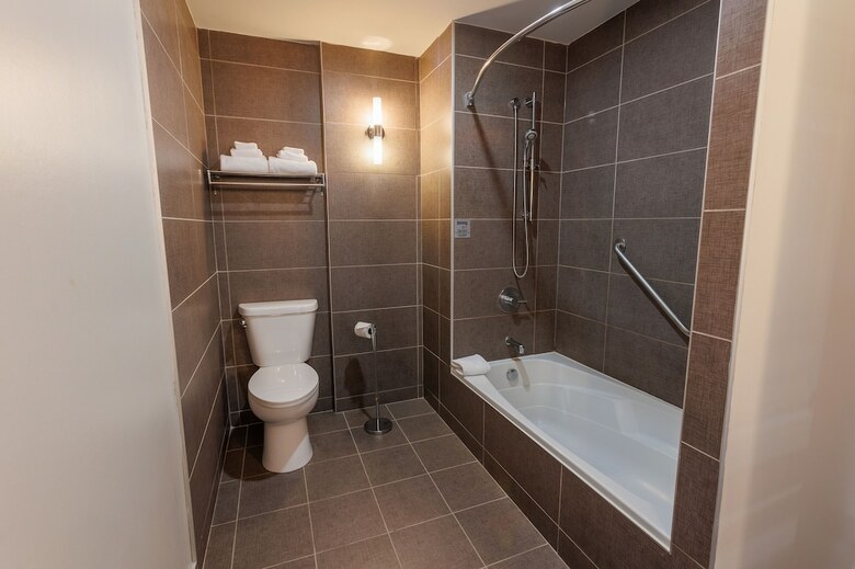Hotel Travelodge Convention Centre By Wyndham Quebec