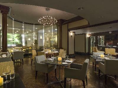 Delta Chelsea Hotel - Signature Club