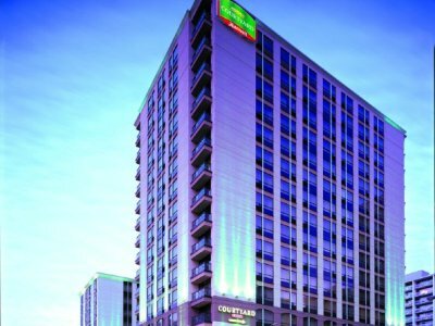 Hotel Courtyard By Marriott Downtown Toronto