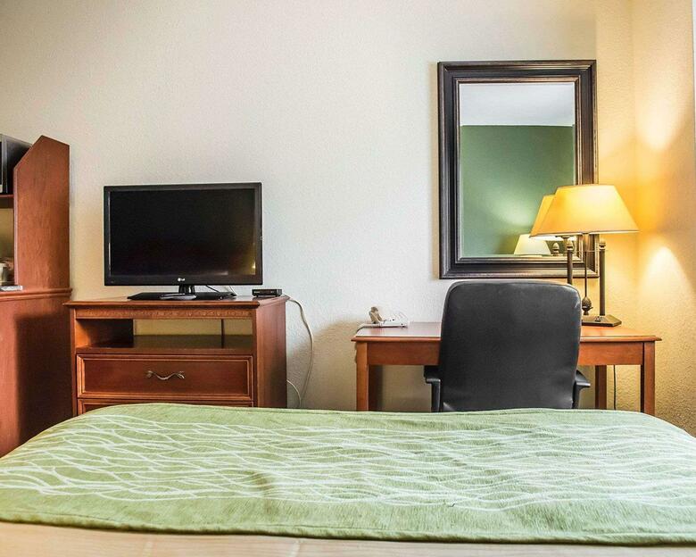 Hotel Comfort Inn & Suites Thousand Islands Harbour District