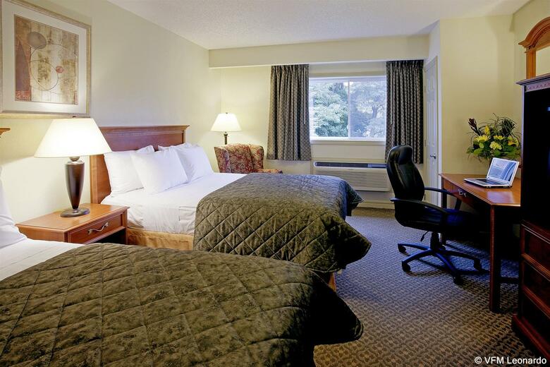 Hotel Comfort Inn & Suites Thousand Islands Harbour District
