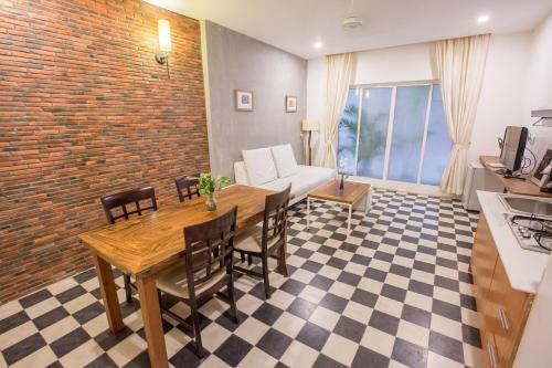 Hotel Away Villa Salt Phnom Penh