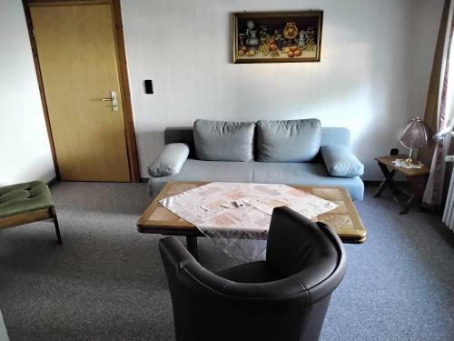 Apartamento Gasthaus Und Pension Zur Linde