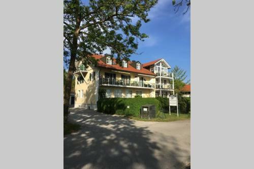Apartment Mit Seezugang Am W�rthsee