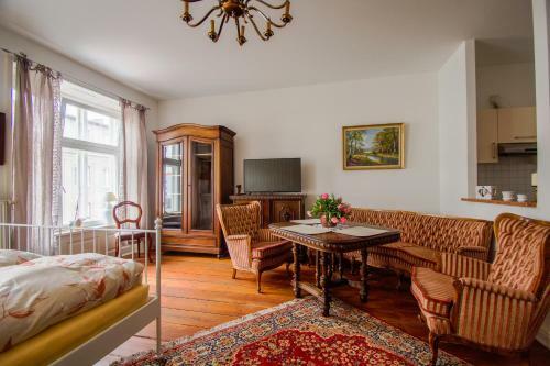 Apartamento Cafe 28 & Pension Am Markt