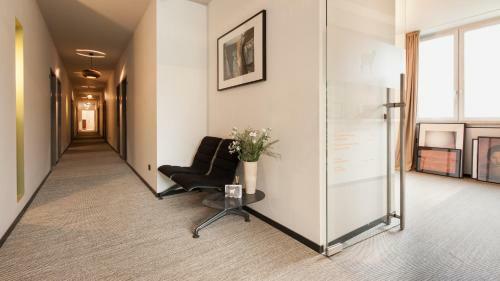 Aparthotel Room For Rent