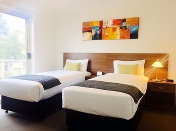 Aparthotel Quest On St Kilda Road