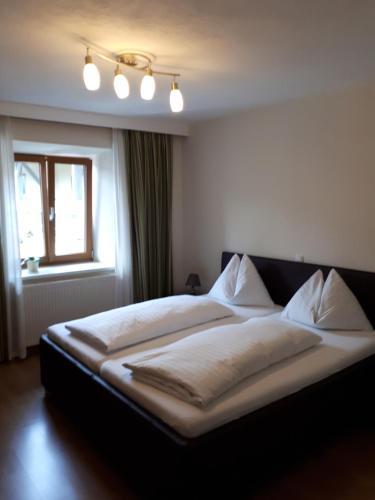 Hostal Pension Kreuzinger