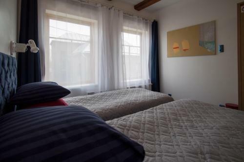 Sunnyhouse Apartments
