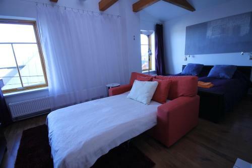 Sunnyhouse Apartments