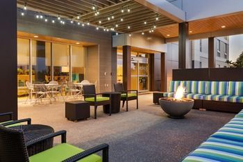 Hotel Home2 Suites By Hilton West Edmonton