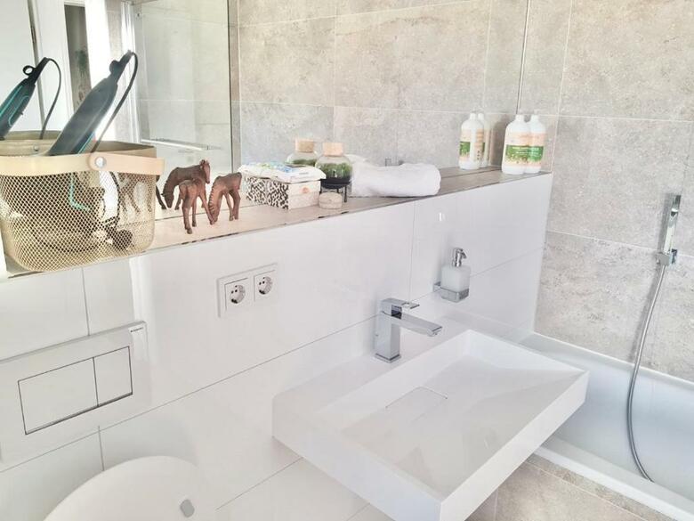 Apartments Near Playmobil 1