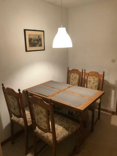 "altes Haus" Am Kurpark In Den Bergen