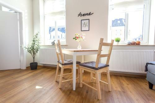 Full House Studios - The Buffalo Apartment - Ntflx + Wifi