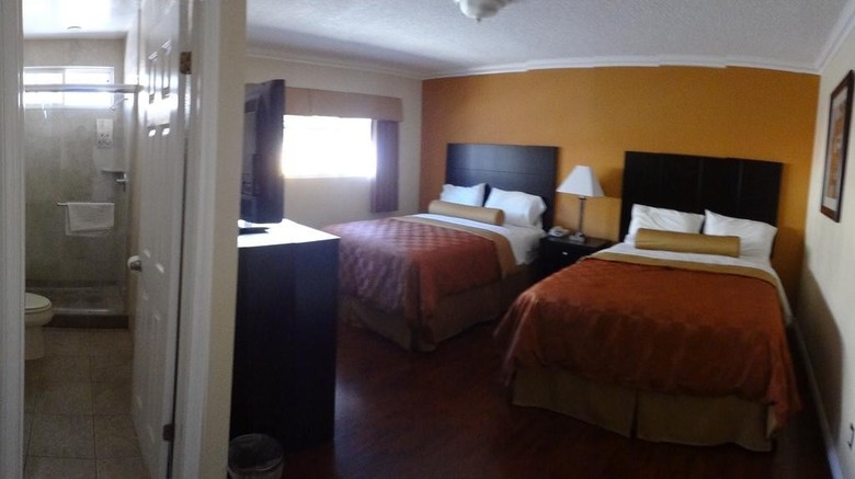 Posada Staples Center Inn