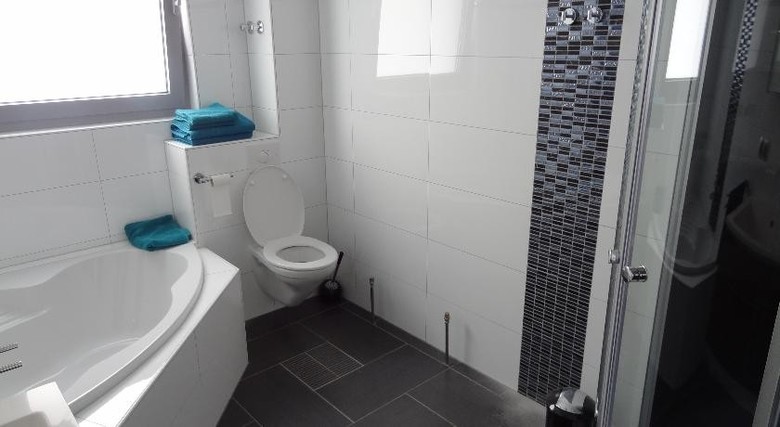 Apartment L�we