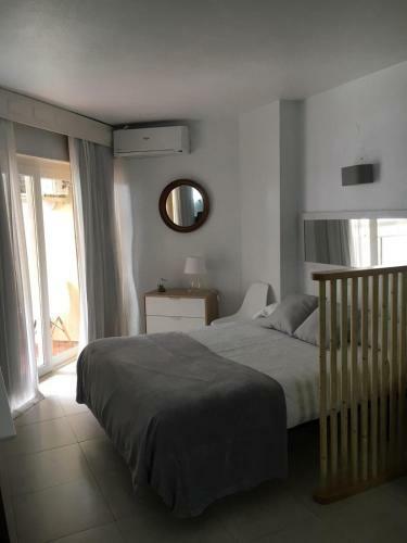 Nice Seafront Apartment