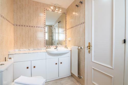 Apartamento Tuguest Grisolia House
