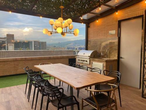 Apartamento De Dos Habitaciones Con Balcon