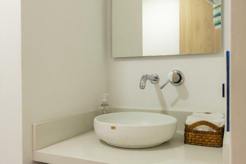 Apartamento Hermoso Apto En Poblado Con Vista Al Bosque