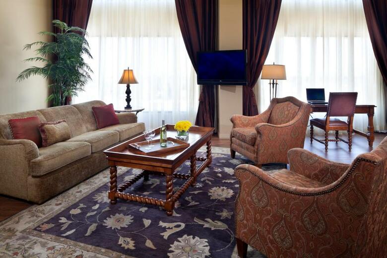 Sheraton Red Deer Hotel