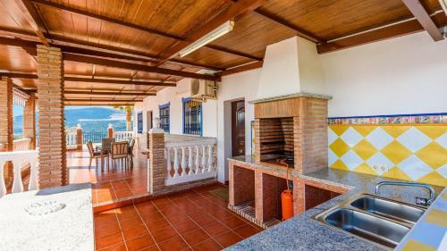 Finca Bellavista Co�n By Ruralidays