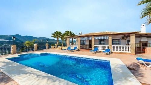 Finca Bellavista Co�n By Ruralidays