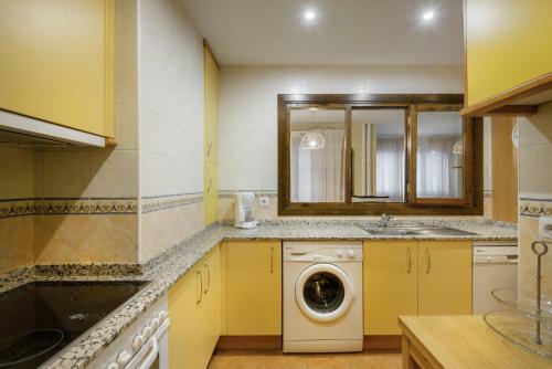 Casa Con Jardin En Hecho