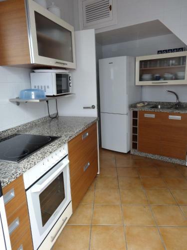 Casa En Isla Cristina Con Patio Andaluz