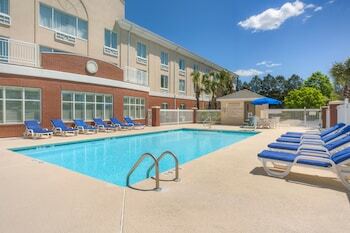 Holiday Inn Express Hotel & Suites Dublin