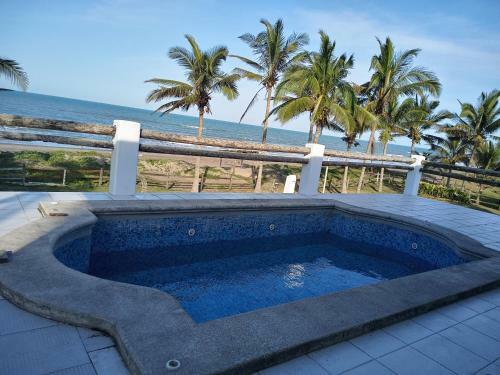 Hostal Villa Ricarda En Costa Esmeralda A Pie De Playa