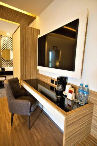 Hotel Plaza By Kavia