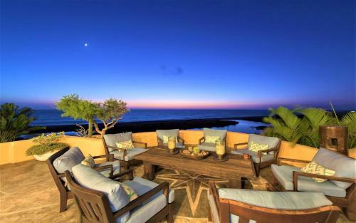 Villa New Luxury Getaway - Pool, Spa, Sunset, Views @ Casa Bella