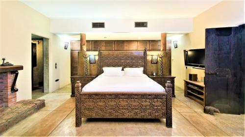 Villa New Luxury Getaway - Pool, Spa, Sunset, Views @ Casa Bella