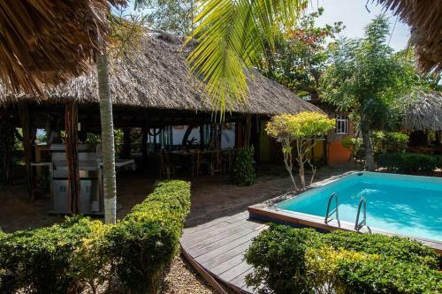 Casa Surya - Holiday Villa With Ocean View