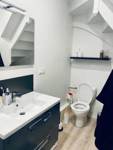 Maison Dans Une Petite Ville Pr�s De La Mer