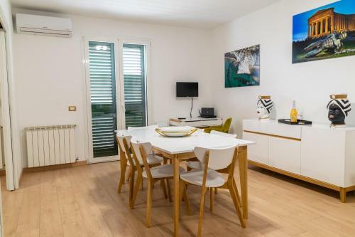 Apartamento Diana Holiday Home