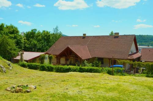 Hostal Penzi�n Skaln� Ruza - K�vir�zsa Panzi�