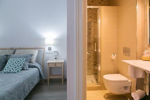 Hostal Blanc Guest House