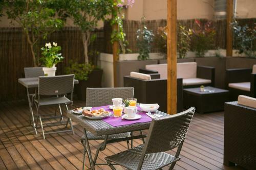 Hostal Blanc Guest House