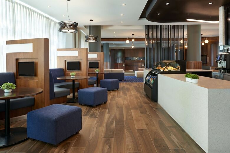 Hotel Residence Inn By Marriott Calgary Airport