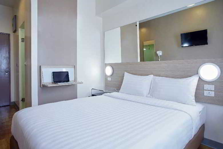 Tune Hotel Aseana City